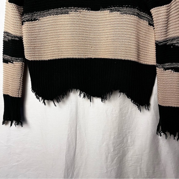 Rag Poets | Black Tan Boxy V-Neck Pullover Sweater, Medium - Picture 6 of 11